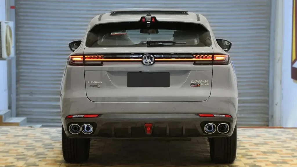 تصميم شانجان يوني كي 2023 من الخارج