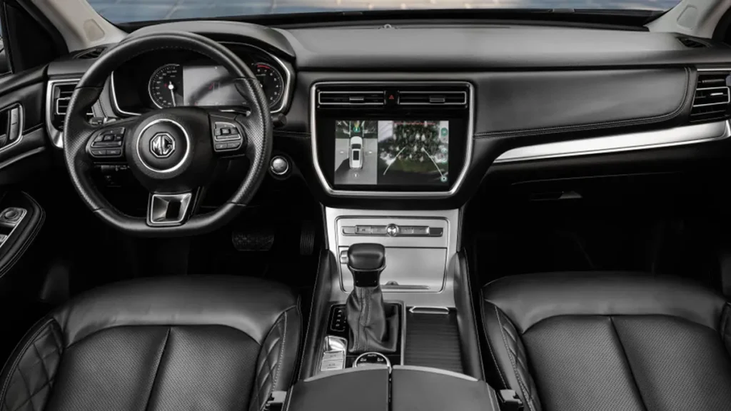 صور مواصفات سيارة ام جي RX8 2022 – تصميم ام جي RX8 2022 من الداخل (2) | السوق المفتوح
