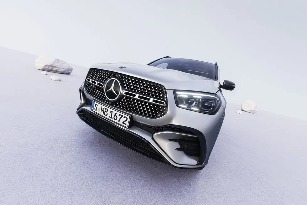 مواصفات سيارة مرسيدس GLE كلاس 2024