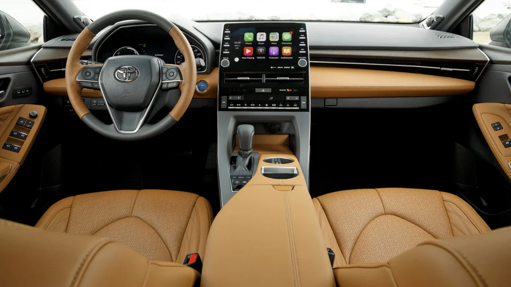 Interior Luxury: Inside the 2022 Toyota Avalon 4