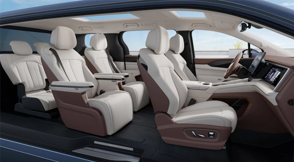 BYD Xia 2025: الميني فان الذكية والفاخرة من BYD بتقنيات هجينة متطورة – مقاعد بذاكرة إعدادات شخصية