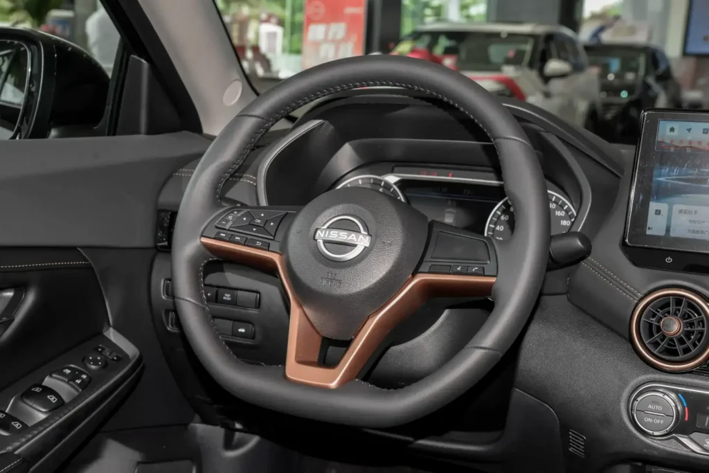 مواصفات نيسان سيلفي سيدان 2024 – لمسات داخلية بجودة بريميوم