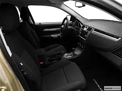 مواصفات سيارة كرايسلر سيبرينج 2010 – صور من الداخل والخارج