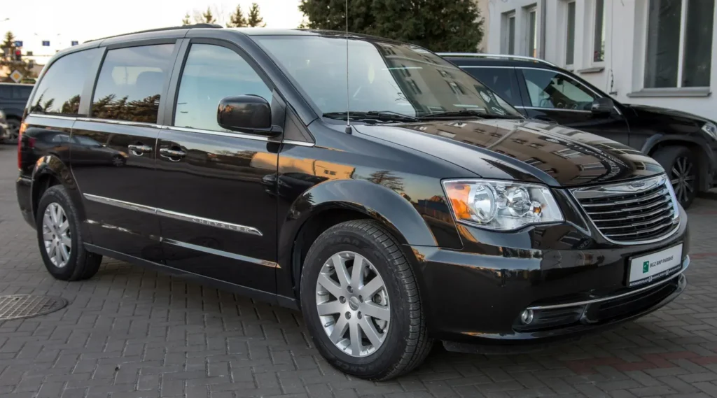 مواصفات كرايسلر جراند فوياجر 2016 – تصميم خارجي يجمع بين الأناقة والعملية بتفاصيل واضحة