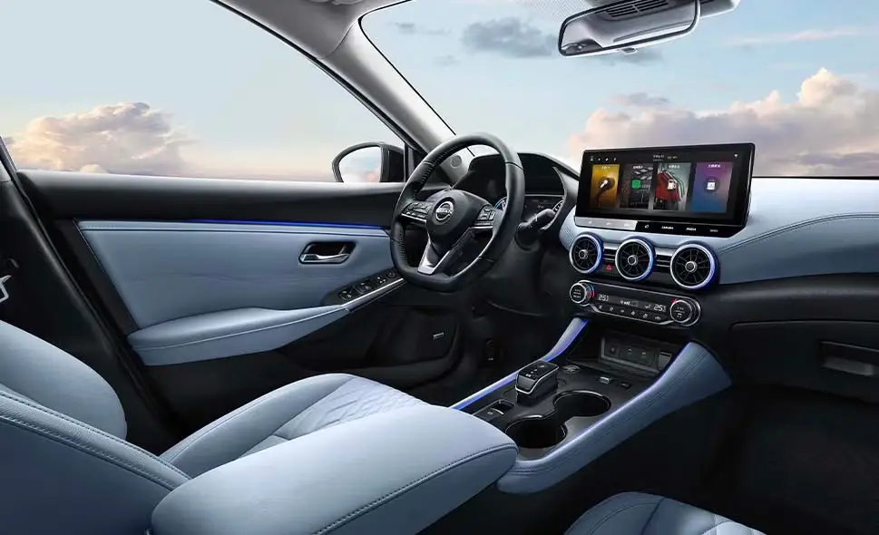 مواصفات نيسان سيلفي سيدان 2024 – تقنية عرض البيانات الحديثة