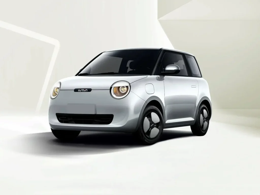 سيارة شانجان لومين الكهربائية