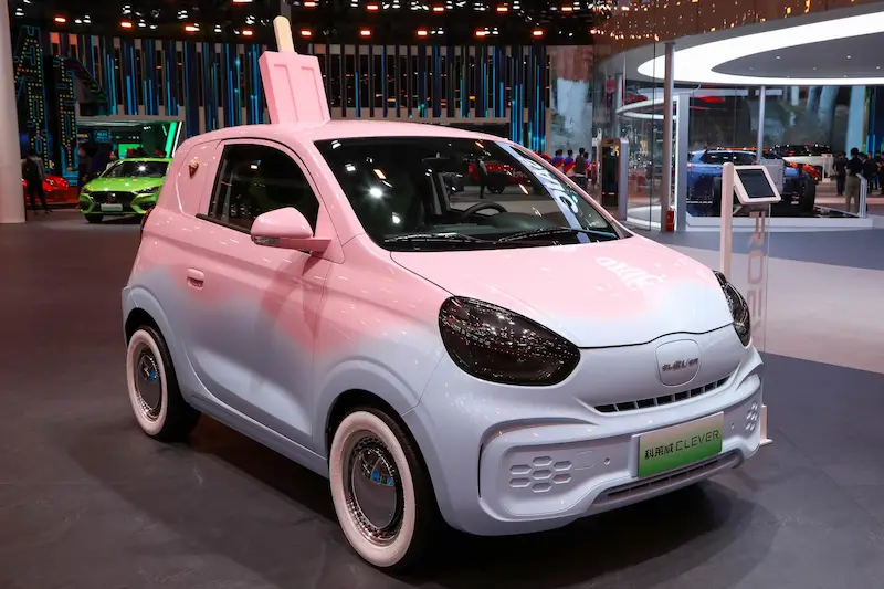 Roewe Clever سيارة صينية كهربائية صغيرة الحجم