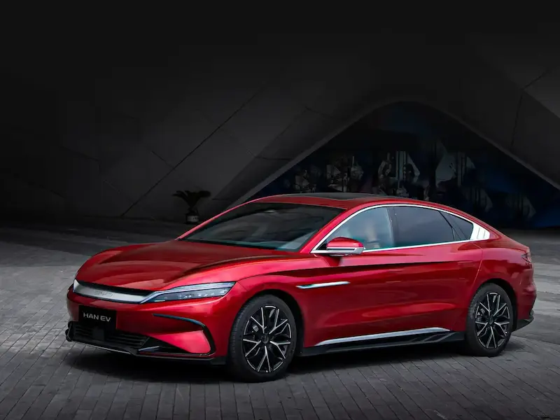 دليلك الشامل لشراء سيارة كهربائية 2026: الأنواع والأسعار وأفضل الخيارات المتاحة – لوحة القيادة الرقمية المتطورة