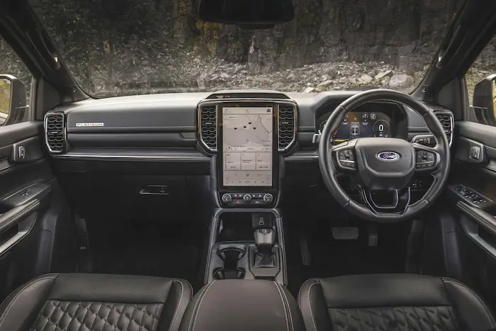 Ford Ranger 2023 Specs – تصميم داخلي فاخر ومريح