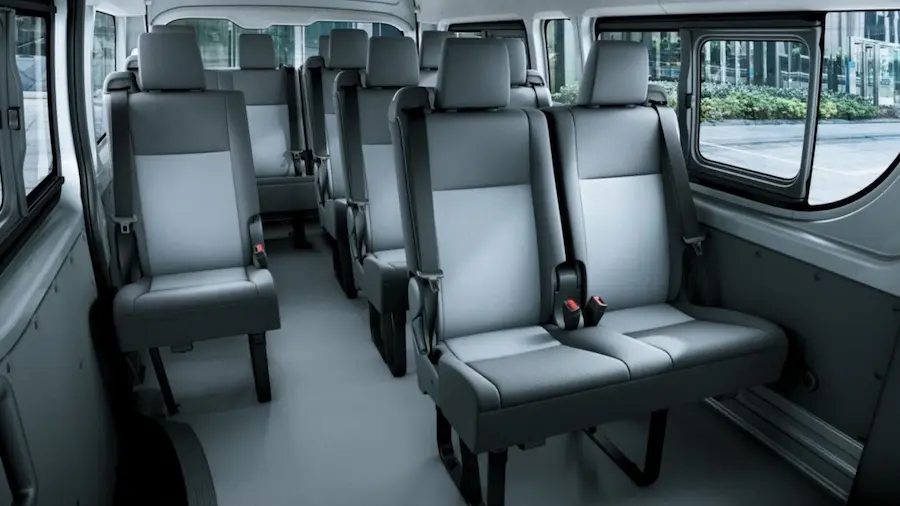 Toyota Hiace 2024 Specs – تصميم مقاعد رياضية مريحة