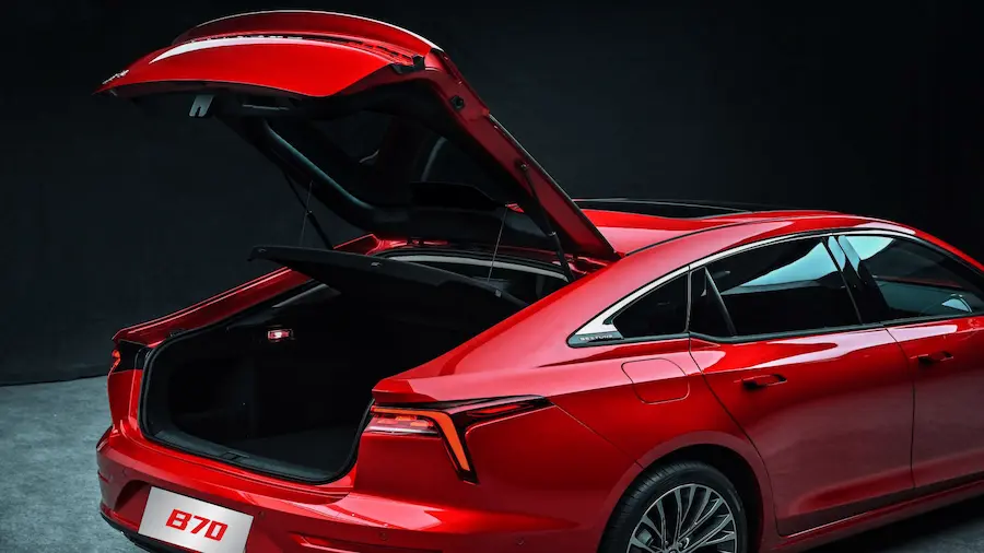 2023 Bestune B70 Specs – Exterior Design of the بتفاصيل واضحة